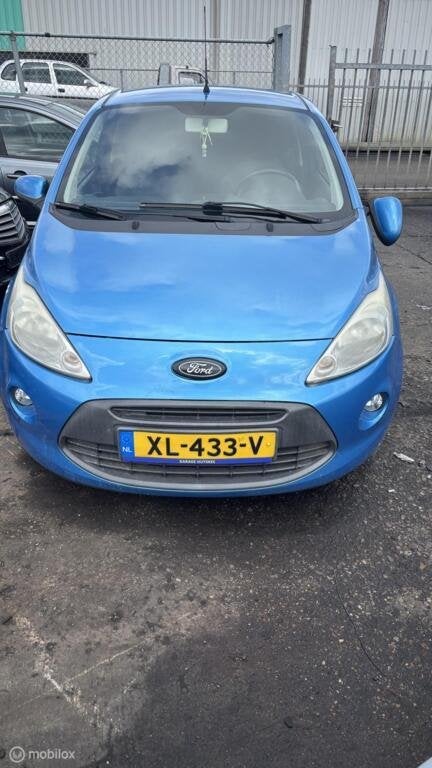 Voorbumper blauw ru8 Ford Ka II ('08-'16), Ophalen, Gebruikt, Ford, Voor
