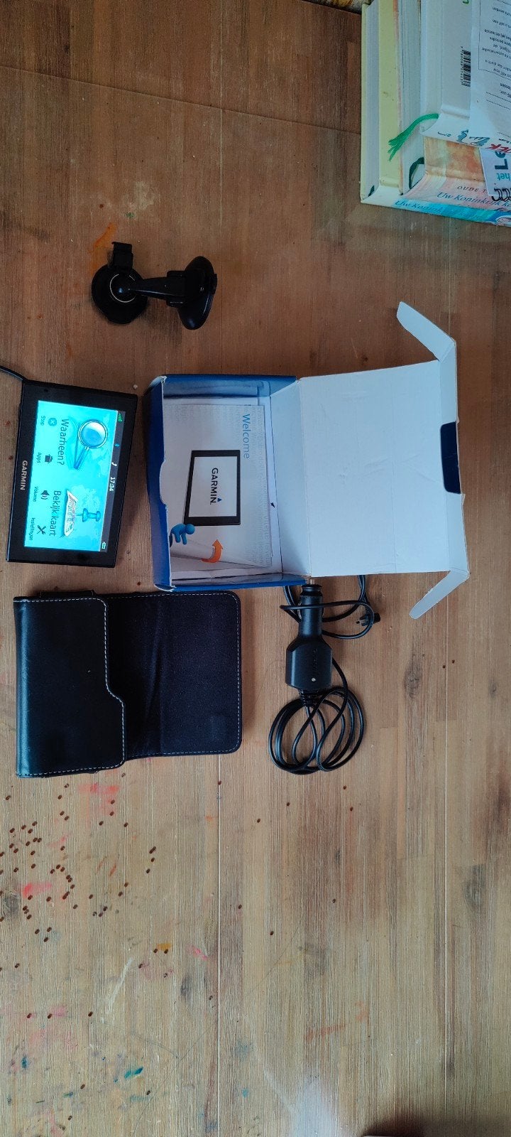 Garmin nüvi 2599LMT-D Navigatiesysteem, Ophalen of Verzenden, Gebruikt