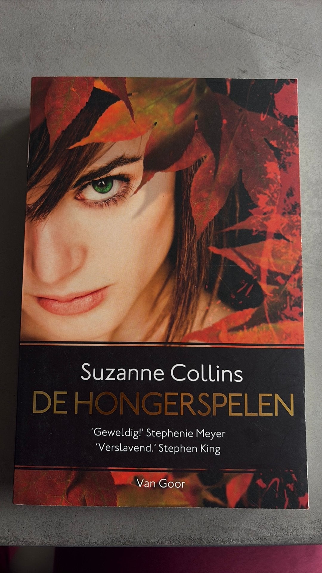Suzanne Collins - De hongerspelen, Ophalen of Verzenden, Zo goed als nieuw, Suzanne Collins