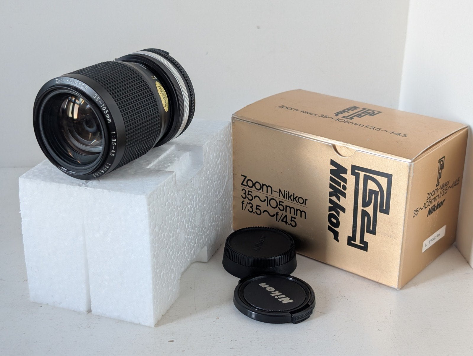 Nikkor F Zoom 35-105mm f/3.5 f/4.5 AI-S In Doos Vintage, Gebruikt, 35 mm, Nikon, Nikon F-mount