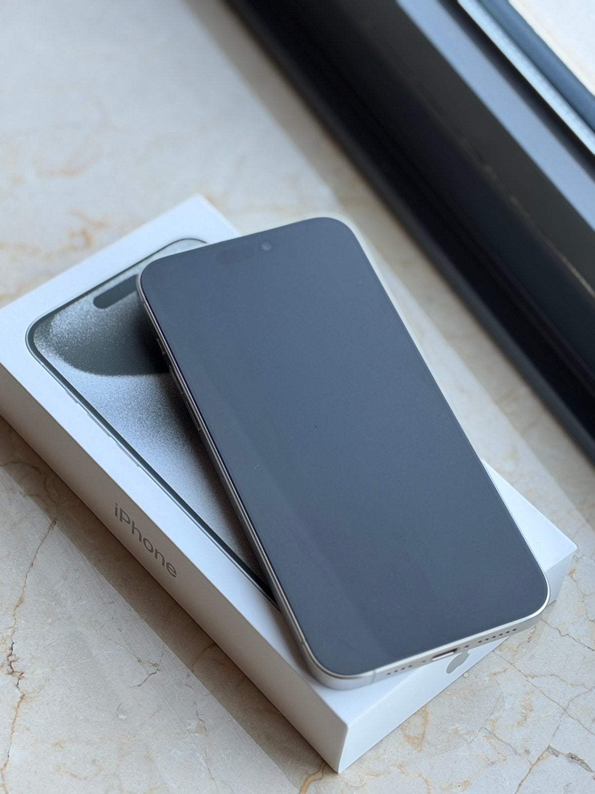iPhone 15 Pro Max – 256 GB – Wit, Telecommunicatie, Wit, IPhone 15 Pro Max, Zo goed als nieuw, Ophalen
