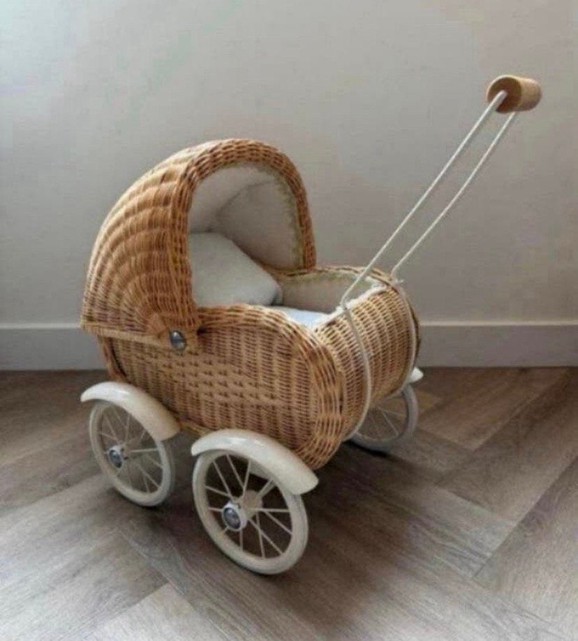 Rieten poppenwagen in jaren 50 stijl 🌷🌸, Verzenden, Nieuw, Overige typen
