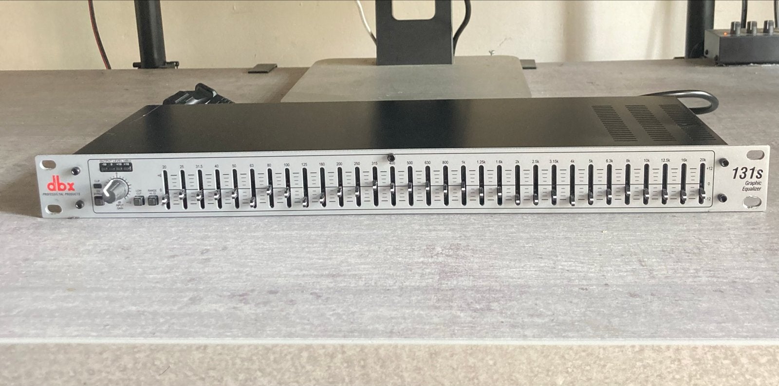 Equalizer - DBX 131s, Muziek en Instrumenten, Ophalen of Verzenden, Gebruikt