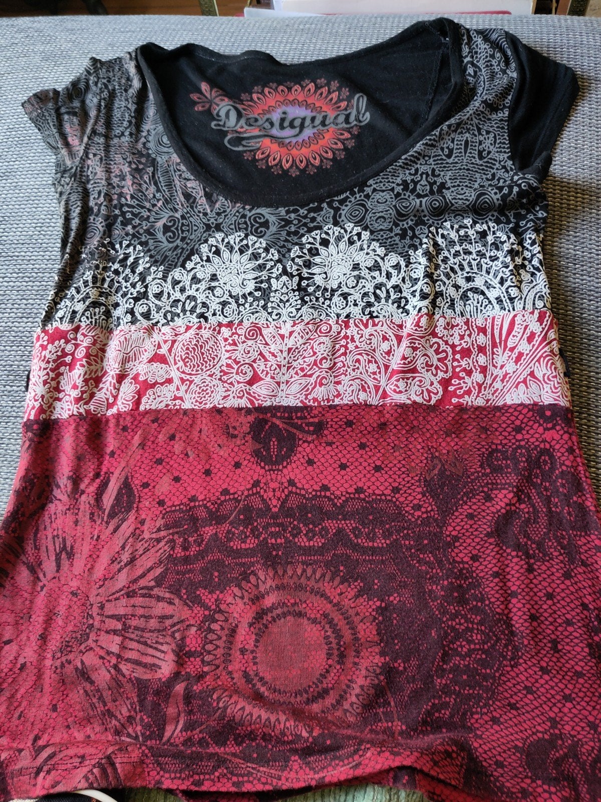 Desigual T-shirt met korte mouwen en print, maat M, Maat 38/40 (M), Meerkleurig, Ophalen of Verzenden, Korte mouw