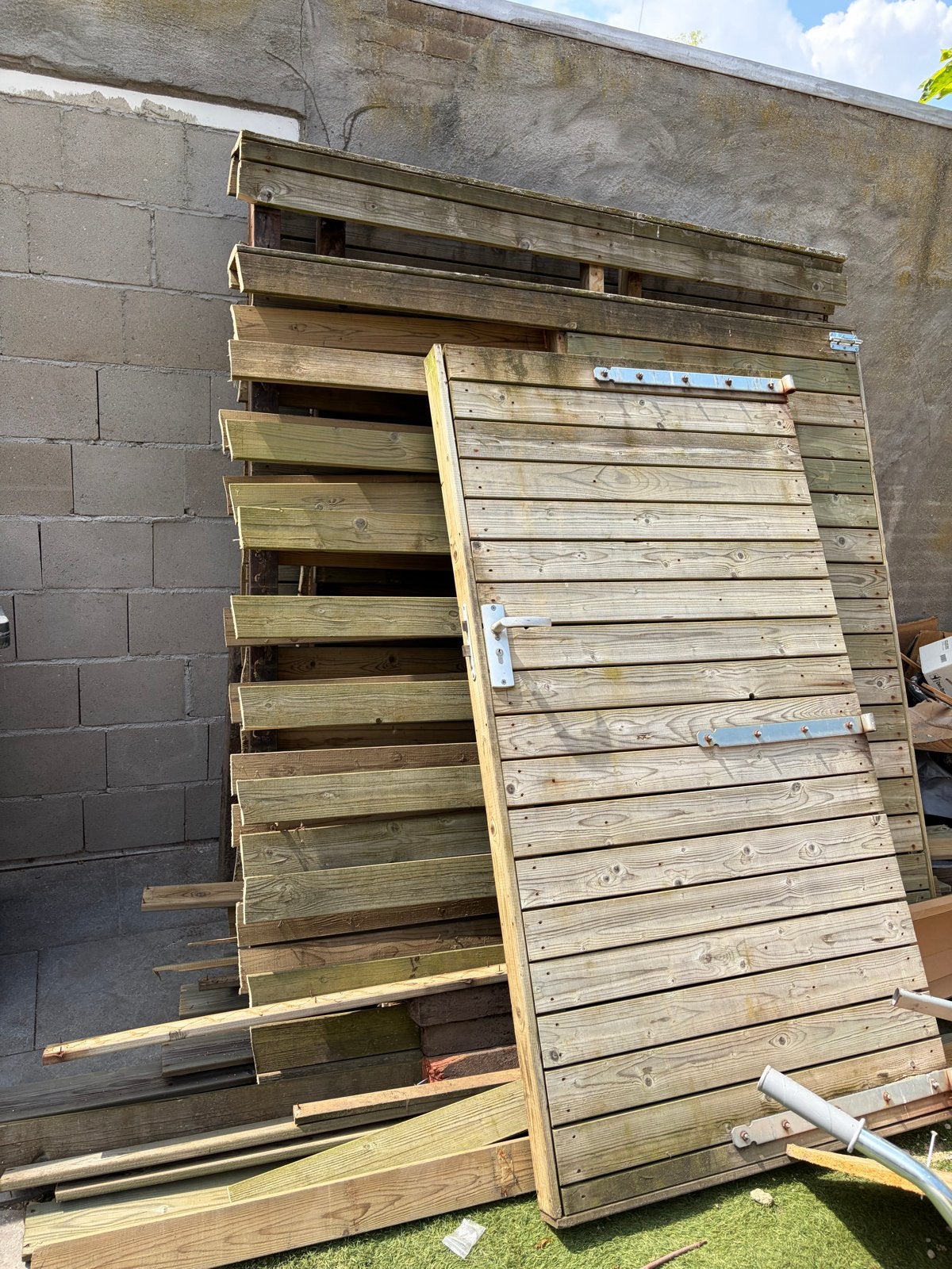 Poort met sleutel. Oud gebruikt hout schutting GRATIS, Ophalen, Minder dan 3 meter, Hout, 1 tot 2 meter