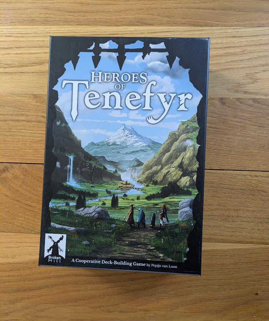 Heroes of Tenefyr, Een of twee spelers, Ophalen of Verzenden, Zo goed als nieuw, Broken Mill Games