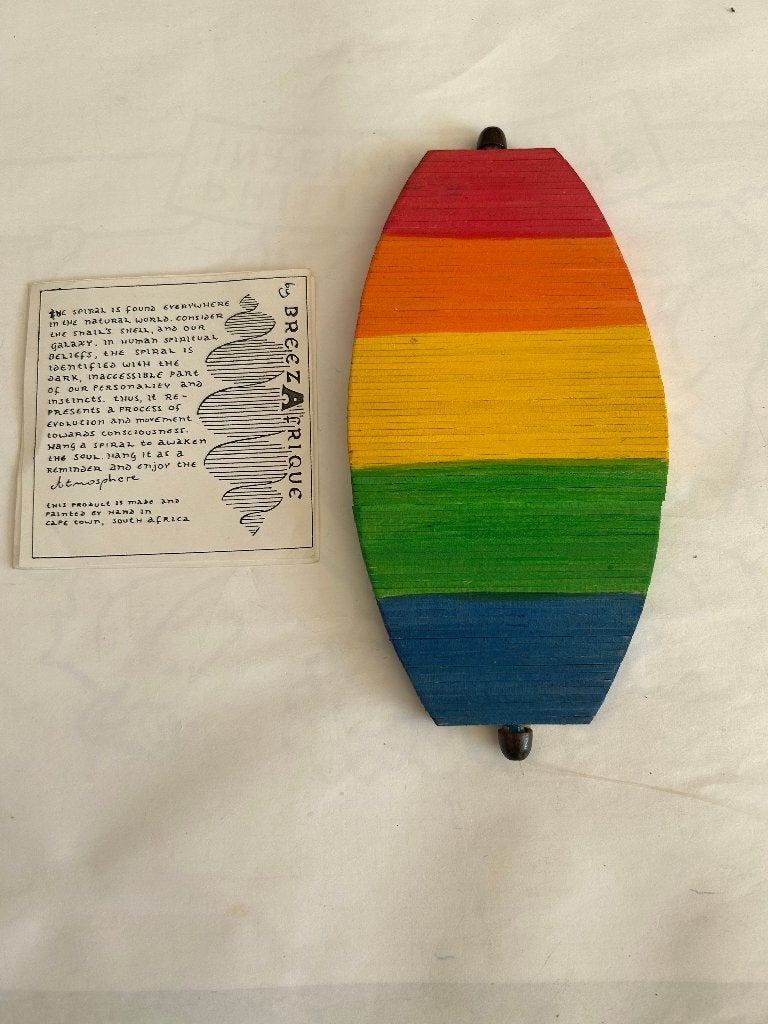 Handgemaakt houten regenboog spiraal uit Zuid Africa, Ophalen of Verzenden, Zo goed als nieuw
