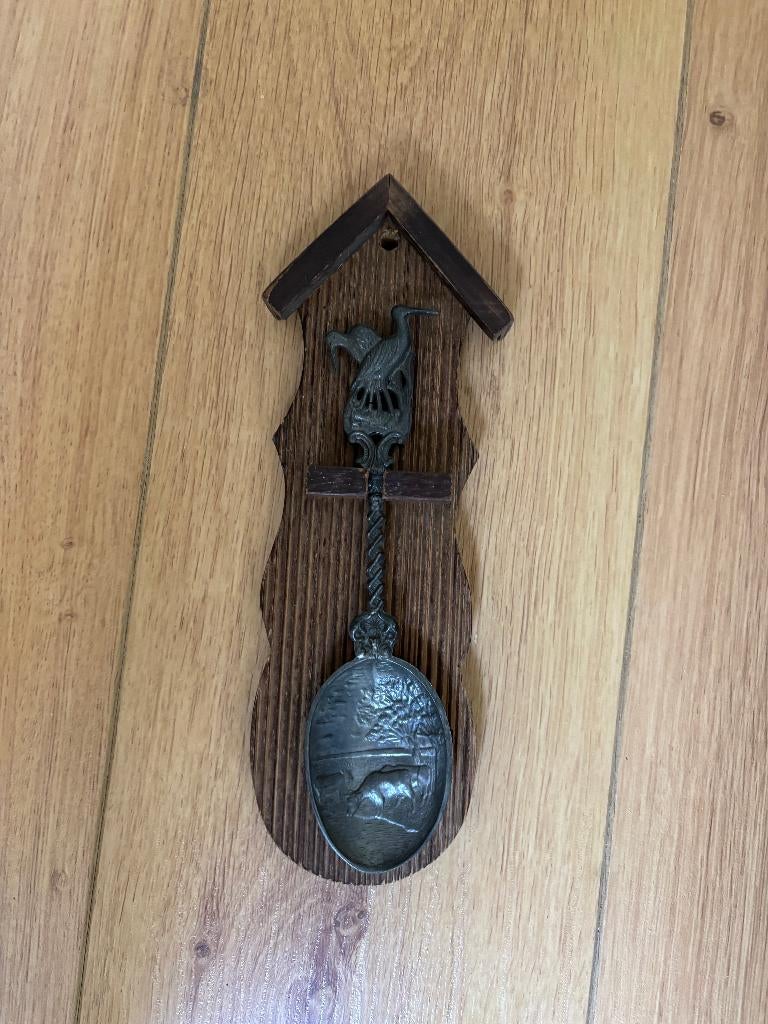 Tinnen lepel op houten rekje, Ophalen of Verzenden