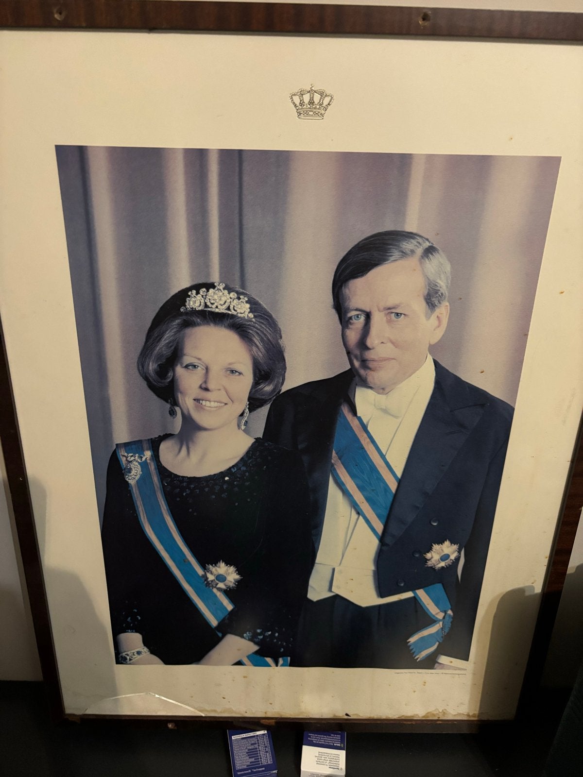 Ingelijste foto Koningin Beatrix en Prins Claus, Verzamelen, Koninklijk Huis en Royalty, Ophalen of Verzenden, Gebruikt, Nederland