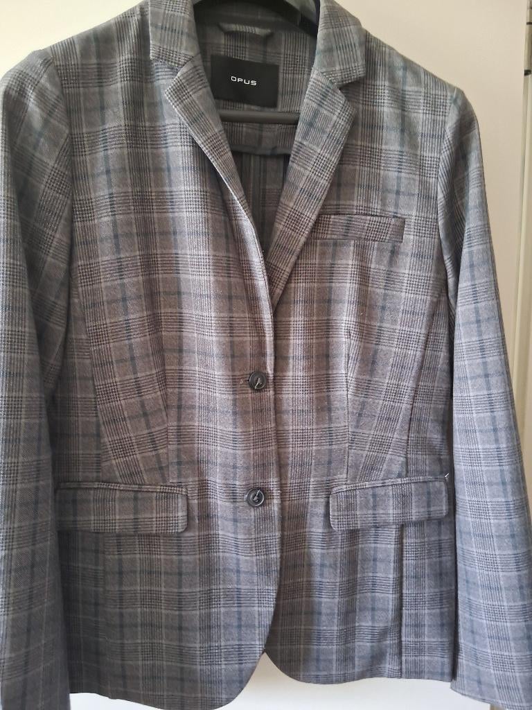 Opus dames pak, grijs maat 42 / 44 blazer en broek, Kleding | Dames, Kostuum of Pak, Maat 42/44 (L), Ophalen of Verzenden, Zo goed als nieuw
