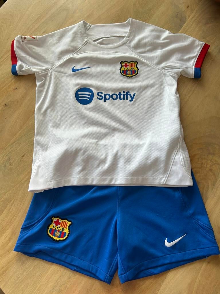 Origineel FC Barcelona tenue te koop, Sport en Fitness, Voetbal