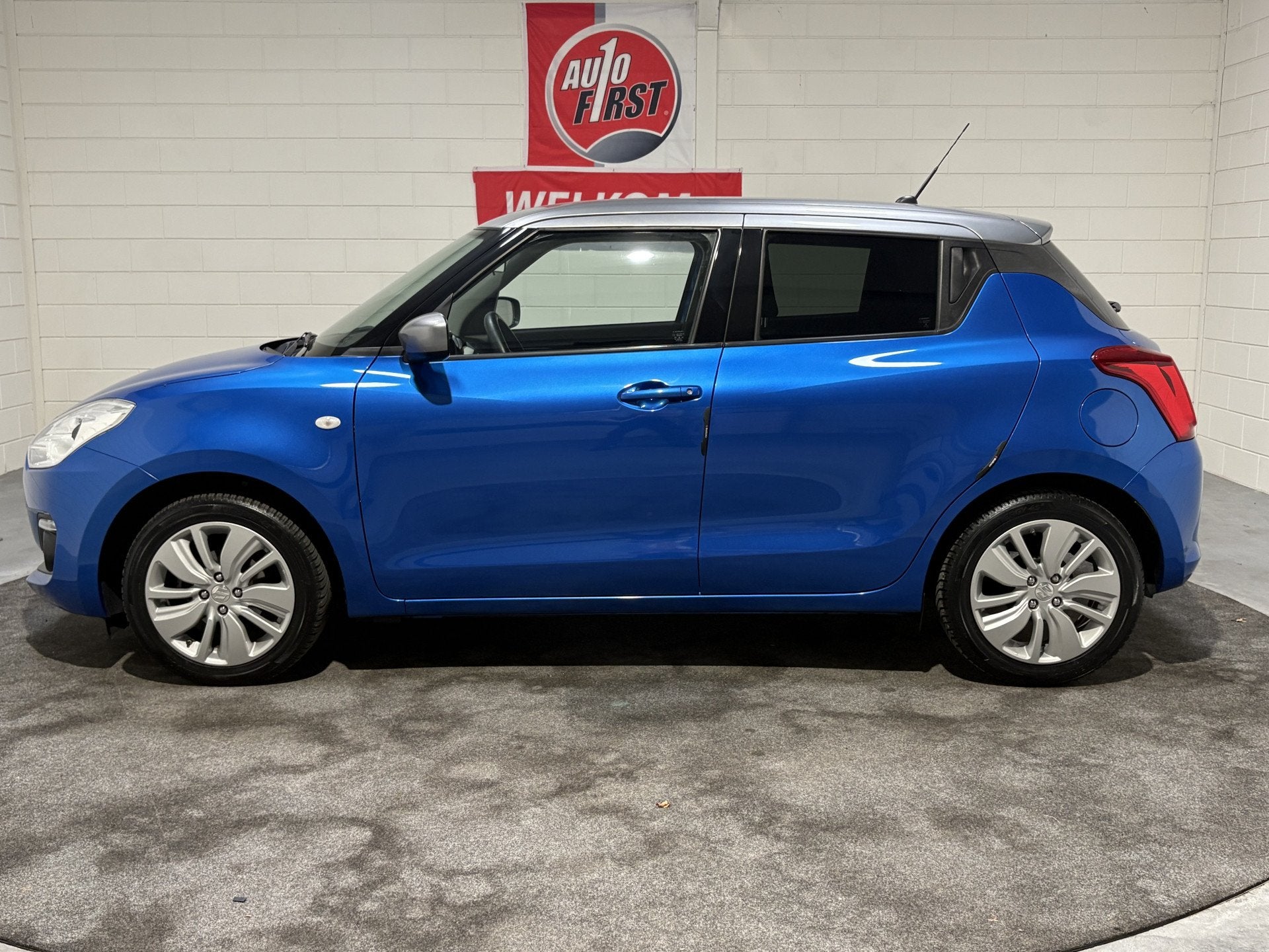 Suzuki Swift 1.2 Select Automaat, Volledig onderhouden, Navi, Auto's, Stof, Gebruikt, 4 cilinders, Verwarmde buitenspiegels
