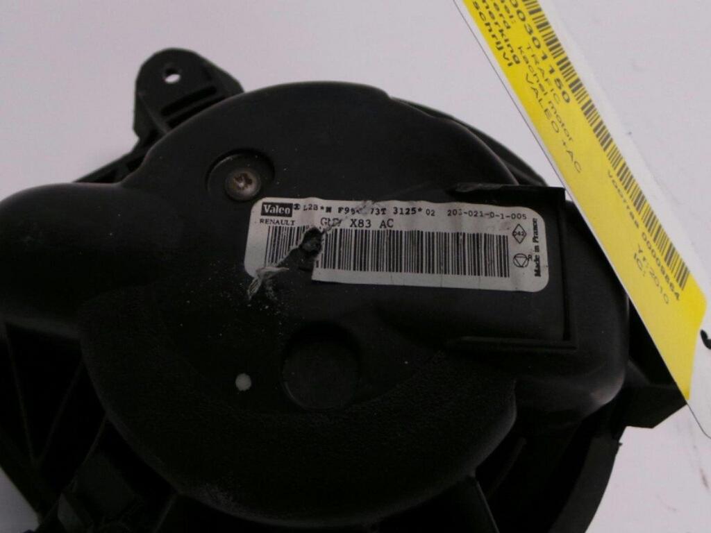 RENAULT TRAFIC KACHELMOTOR 2010, Ophalen of Verzenden, Gebruikt, Stiba lid