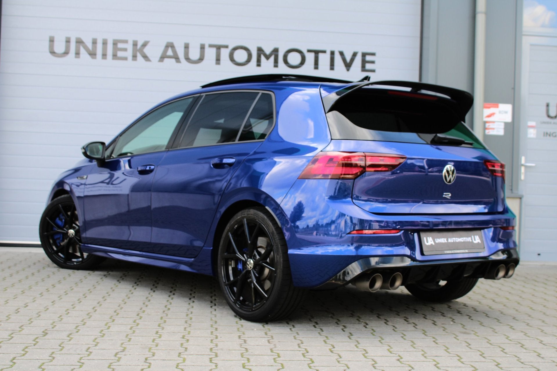 Volkswagen Golf 2.0 TSI R 4M PERFORMANCE | HEAD UP | AKRAPOV, Auto's, Gebruikt, Zwart, 4 cilinders, 1984 cc