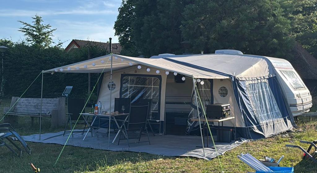 Sprite 490/1 caravan met airco | 1998 | compleet uitgerust, Caravans en Kamperen, Caravans, Omvormbare zithoek, Rondzit, 750 - 1000 kg