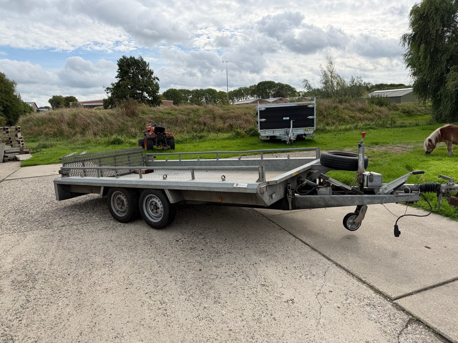 Hapert kantelbare machinetransporter, 310x160 2700kg
