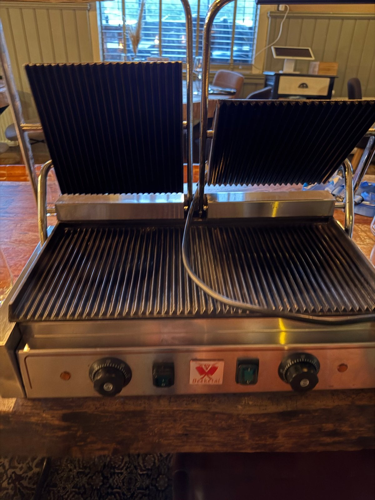 Professionele Contactgrill Beeketal - Duitse Degelijkheid, Ophalen, Gebruikt