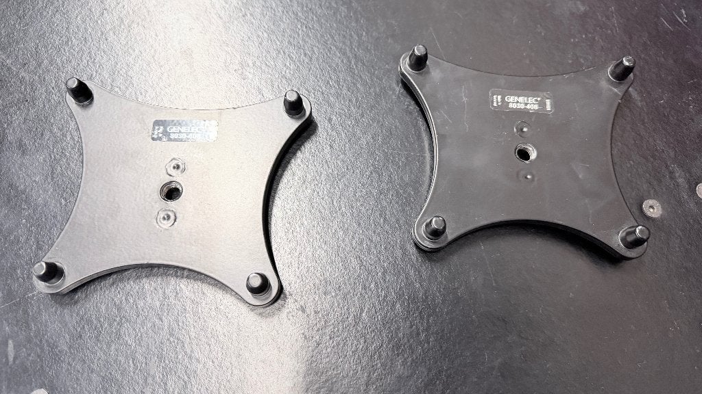 Genelec 8030-408 stand plates (2 stuks), Gebruikt, Overige typen, Minder dan 60 watt, Ophalen