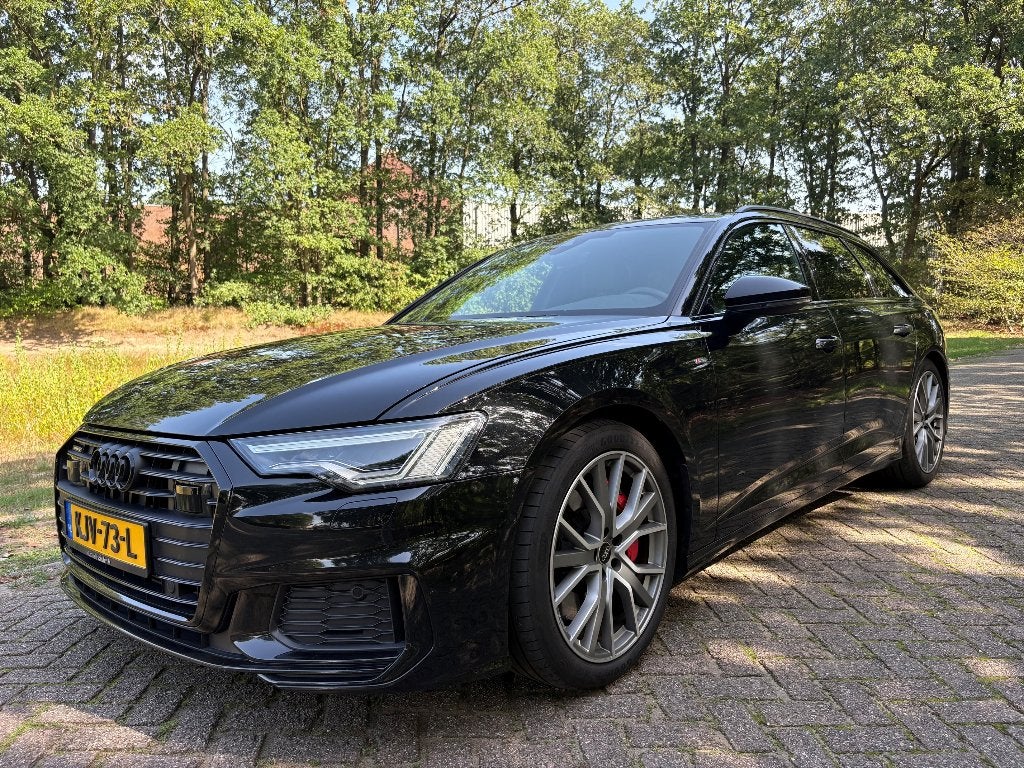 Audi A6 55 Tfsi e Quattro 367pk S Tronic 2022 Zwart, Automaat, 77 km/l, Zwart, Plug-in hybride
