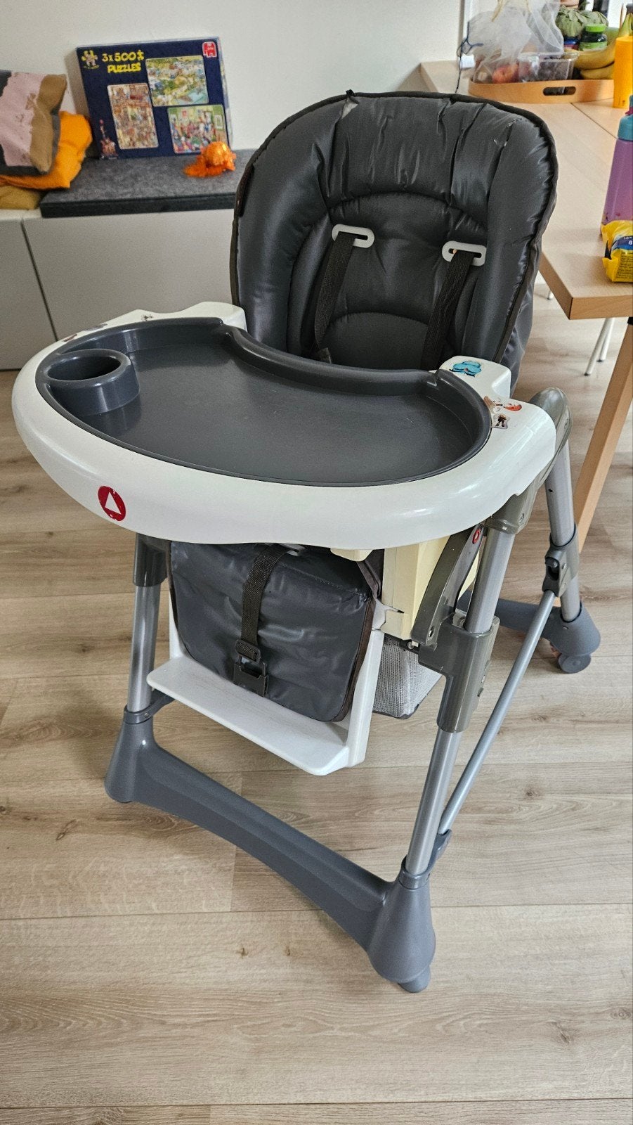 Kinderstoel met opbergruimte en afneembaar eetblad, Ophalen, Gebruikt, Overige typen, Afneembaar eetblad