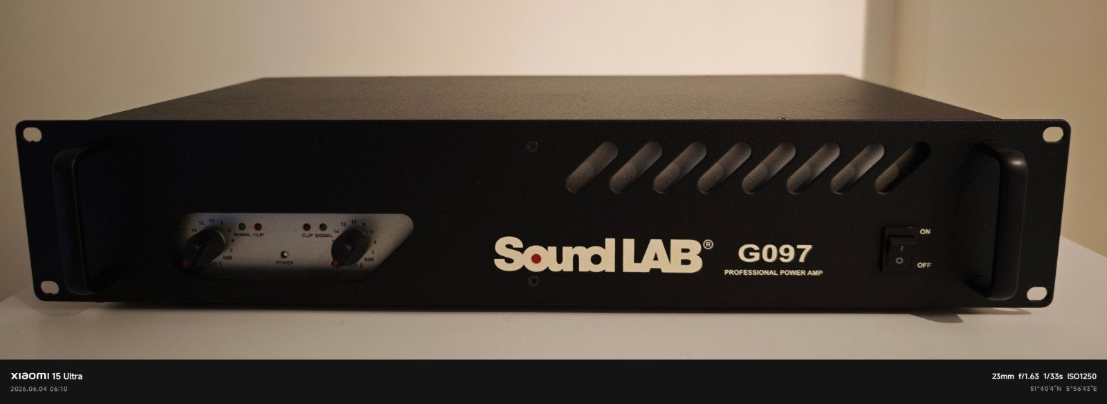 Sound LAB G097 Professionele Eindversterker z.g.a.n., Overige merken, Ophalen of Verzenden, Zo goed als nieuw, 120 watt of meer