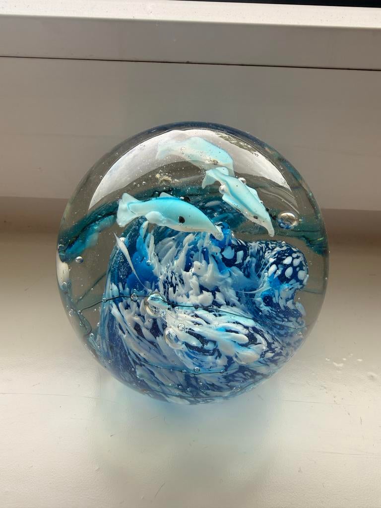 Glazen bol met dolfijnen, Ophalen of Verzenden, Zo goed als nieuw, Blauw, Glas