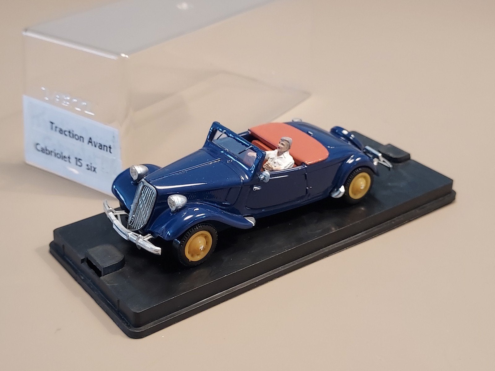 Citroën Traction Avant 15cv cabriolet  1:43 Verem  aangepast, Ophalen of Verzenden, Gebruikt, Auto, Overige merken