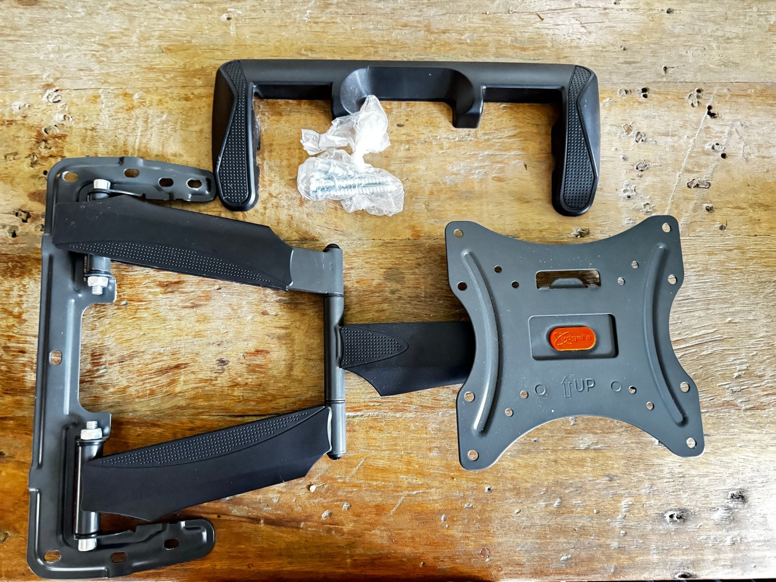 Vogel's Muurbeugel voor TV - Draaibaar en Kantelbaar, Audio, Tv en Foto, Ophalen, Gebruikt