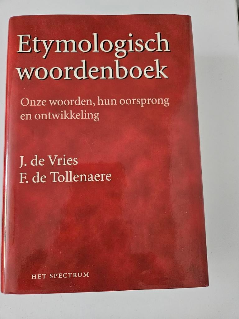 F. de Tollenaere - Etymologisch woordenboek, Boeken, Woordenboeken, Nederlands, Ophalen of Verzenden, Zo goed als nieuw, Van Dale