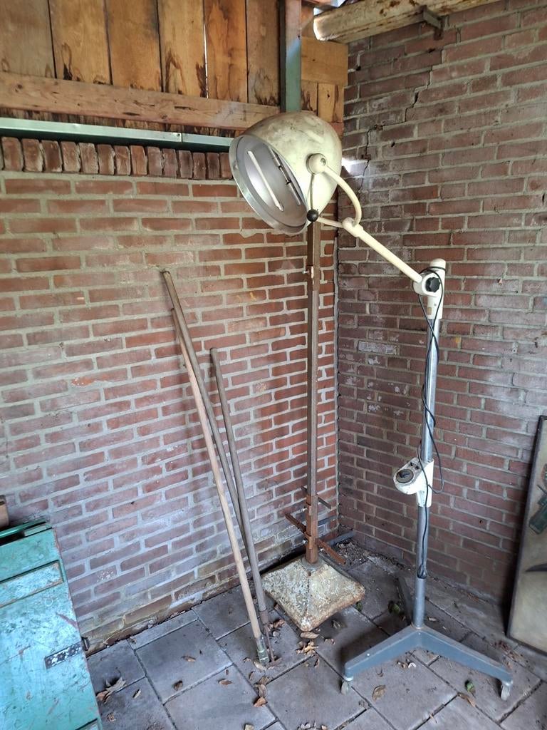Vintage-retro medische uv infrarood lamp, Ophalen of Verzenden, Gebruikt, Gezichtsbruiner, Minder dan 10 lampen
