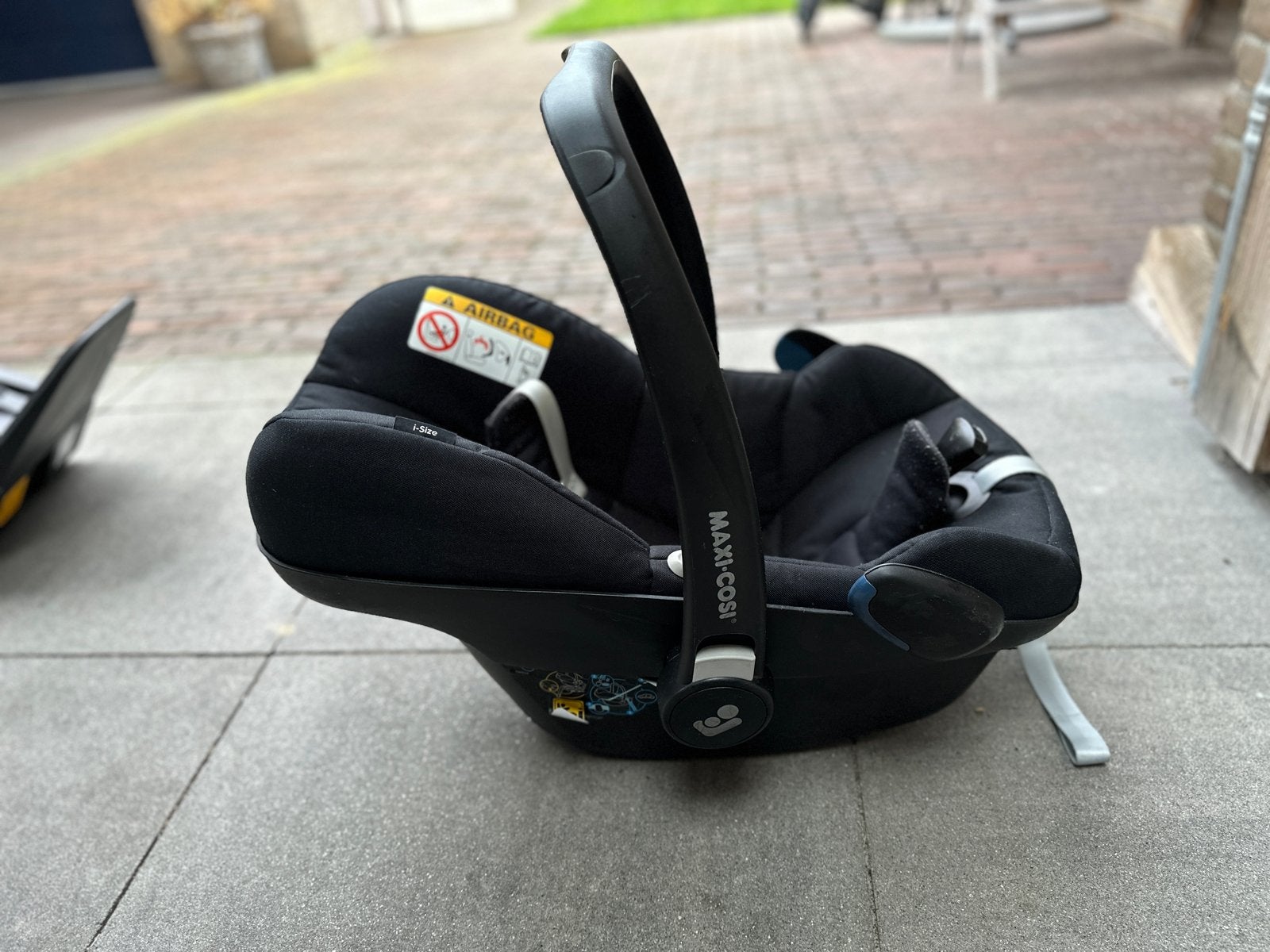 Maxi-Cosi Pebble Pro i-Size met FamilyFix3 Isofix base, Ophalen, Gebruikt, Zijbescherming, Isofix