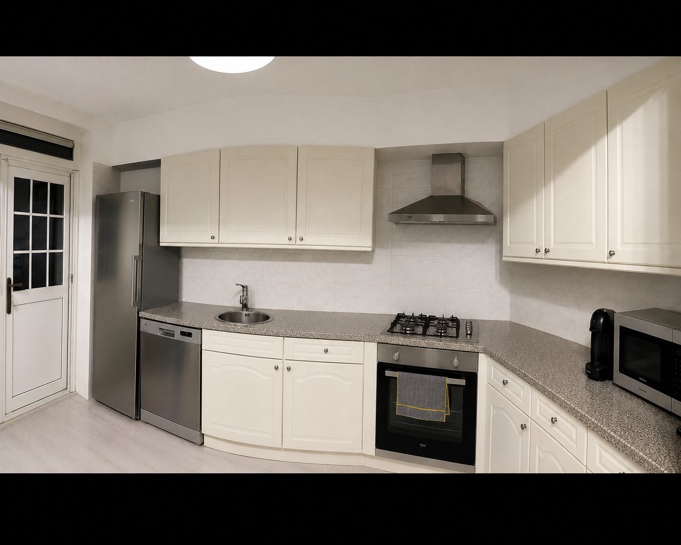 Keuken - met Afzuigkap, kookplaat en oven., Huis en Inrichting, Keuken | Complete keukens, Ophalen, Gebruikt, Hoekkeuken