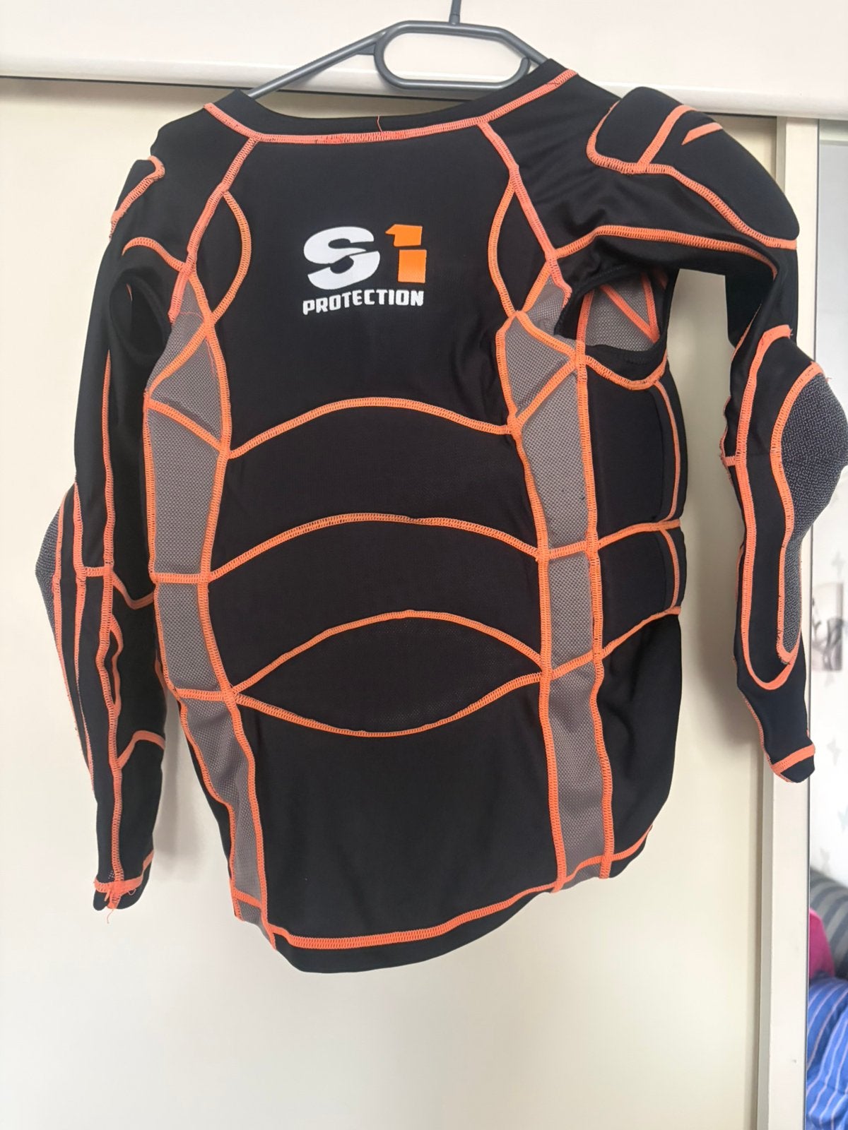 S1 youth maat L rn jopa helm maat M, Ophalen, Zo goed als nieuw, Staal, 24 inch of meer