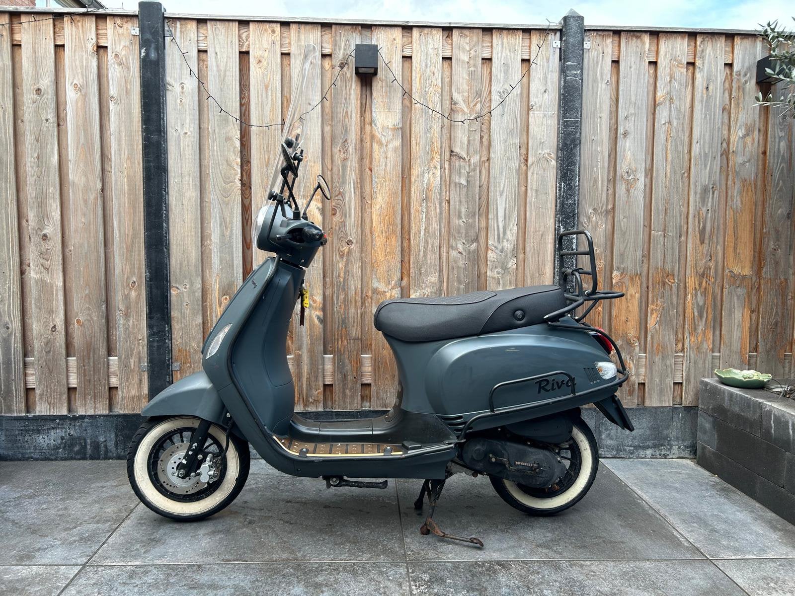 BTC riva luxury scooter, Ophalen, Gebruikt, Benzine, Maximaal 25 km/u