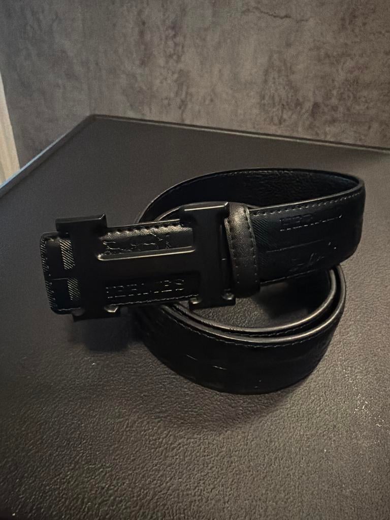 Zwarte riem, Heupriem, Ophalen of Verzenden, Gedragen, 3 tot 5 cm