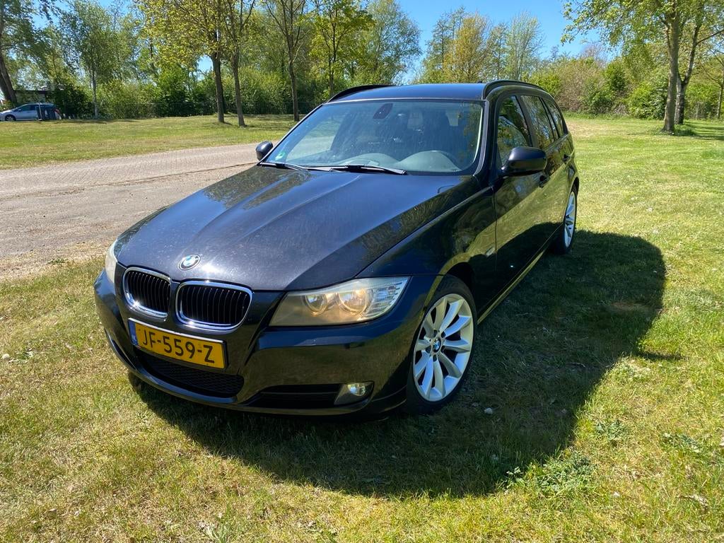 BMW 3-Serie 2.0 D 318 Touring 2012 Zwart, Auto's, BMW, Particulier, 3-Serie, ABS, Airconditioning, Automatische klimaatregeling
