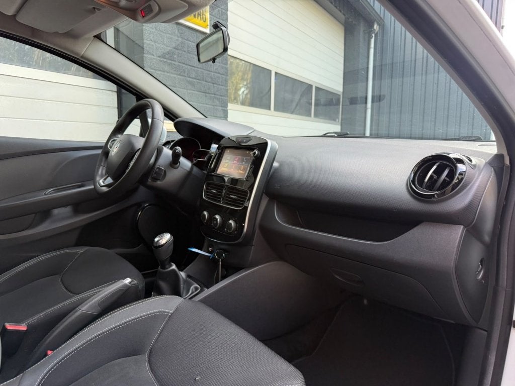 Renault Clio Estate 0.9 TCe Zen (bj 2016), Voorwielaandrijving, 898 cc, 1063 kg, Gebruikt
