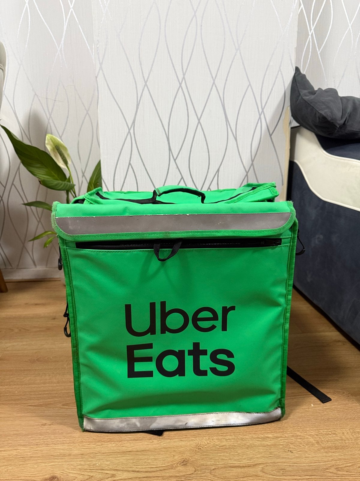 Originele Uber Eats bezorgtas - Ideaal voor koeriers!, 40 cm of meer, Gebruikt, Ophalen of Verzenden, Overige merken