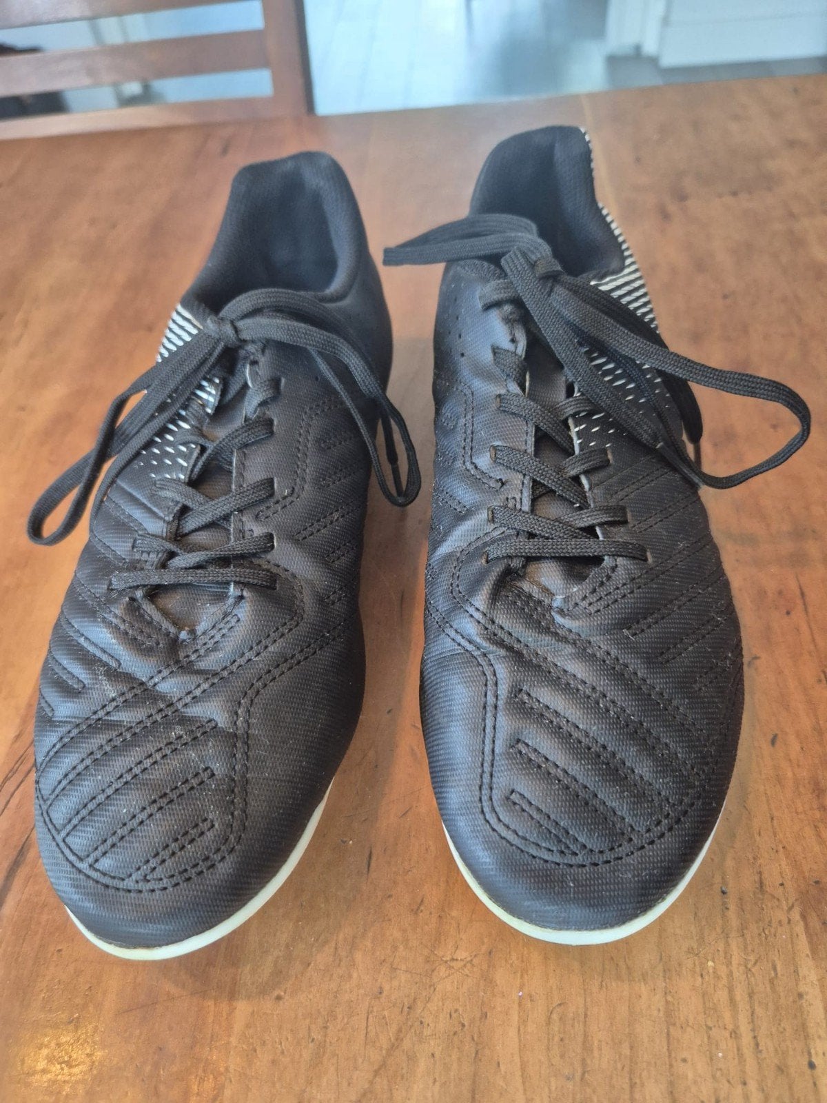 Kipsta voetbalschoenen maat 41 (vallen klein uit), Ophalen of Verzenden, Zo goed als nieuw, Schoenen