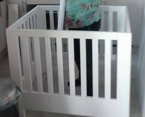 Witte box met grote lade en boxkleed, Kinderen en Baby's, Ophalen, Gebruikt, Rechthoekig, Boxkleed