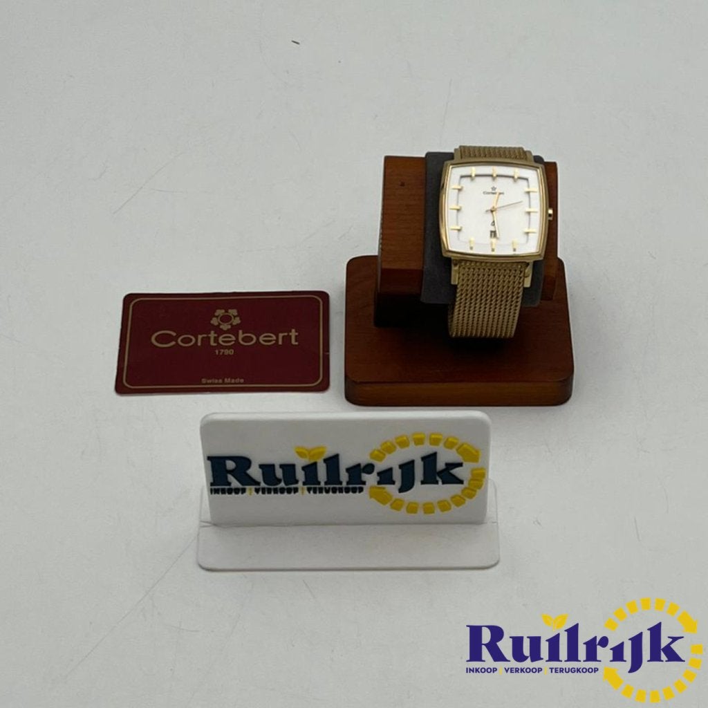 Cortébert Swiss Date Quartz horloge goudkleur, Flex Ltd., Zo goed als nieuw, https://flex.com/contact-us, Nobelstraat 10, 5807 GA Oostrum LB, Limburg, Nederland