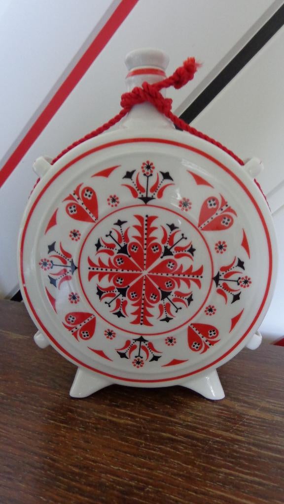 Vinage traditionele porseleinen fles Hollóháza Hungary 1831, Antiek en Kunst, Ophalen