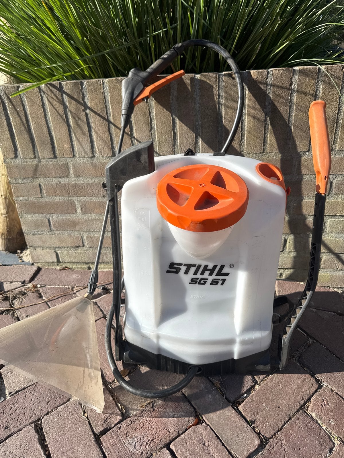 Stihl SG 51 Gifspuit / Drukspuit - Zo goed als nieuw, Ophalen of Verzenden, Zo goed als nieuw