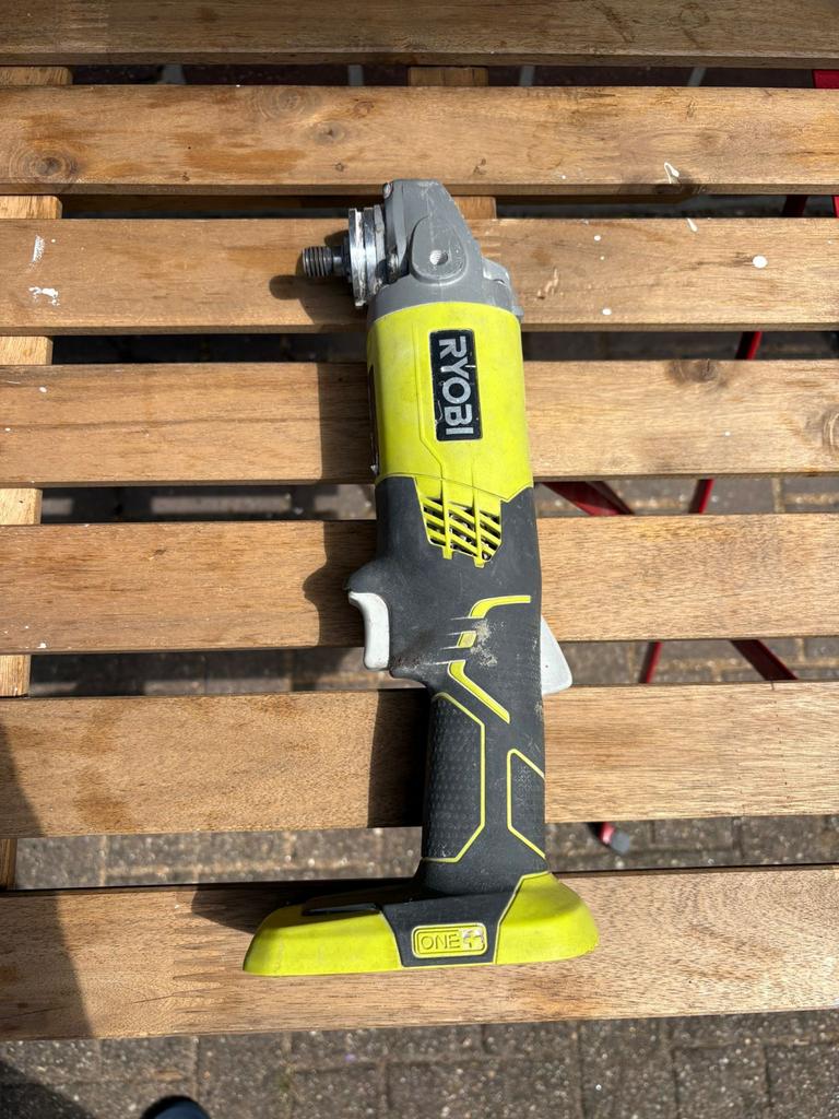 Ryobi R18AG Accu Haakse Slijpmachine (Body), Ophalen of Verzenden, Zo goed als nieuw, Minder dan 700 watt, Haakse handslijpmachine