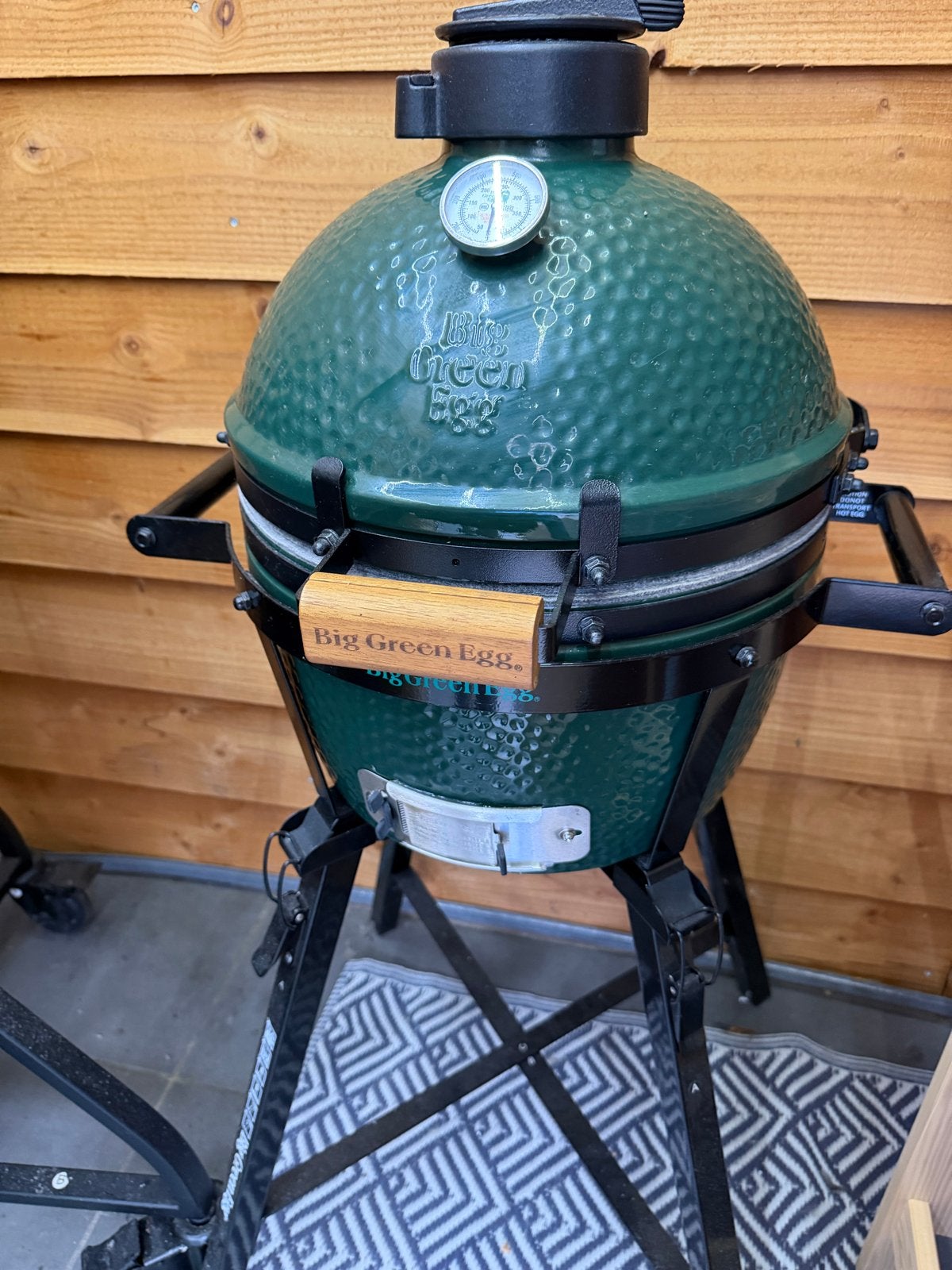 Big Green Egg Minimax met onderstel, Ophalen, Info@bade.biz, Big green egg, 4651SL