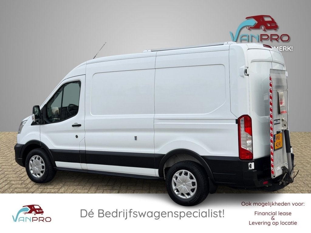 Ford TRANSIT 350 2.0 TDCi 130PK L2H2 / Laadlift / Koeling /, Auto's, Voorwielaandrijving, Parkeersensor, 4 cilinders, Wit