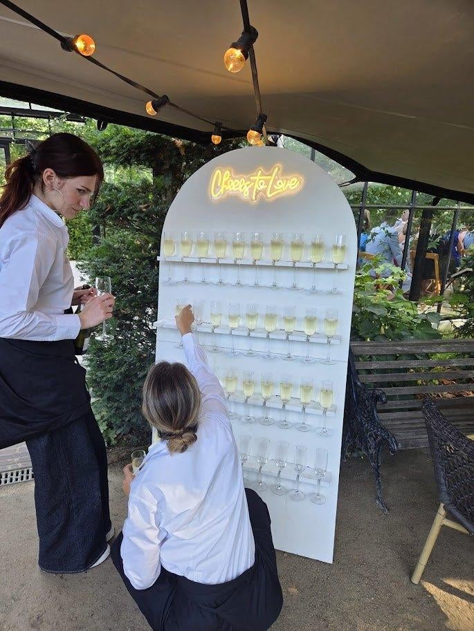 Champagnewall / champagnebord voor bruiloft – trouwdecoratie, Ophalen, Gebruikt, Versiering, Geboorte of Huwelijk