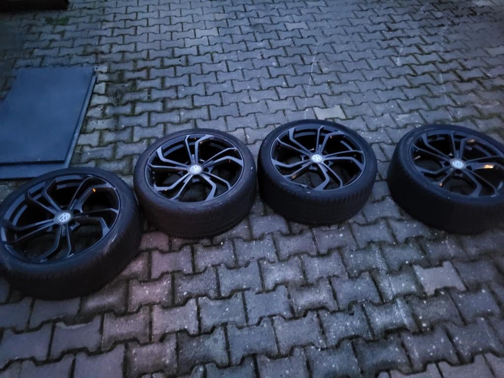 18 inch Volkswagen velgen met schade, Ophalen
