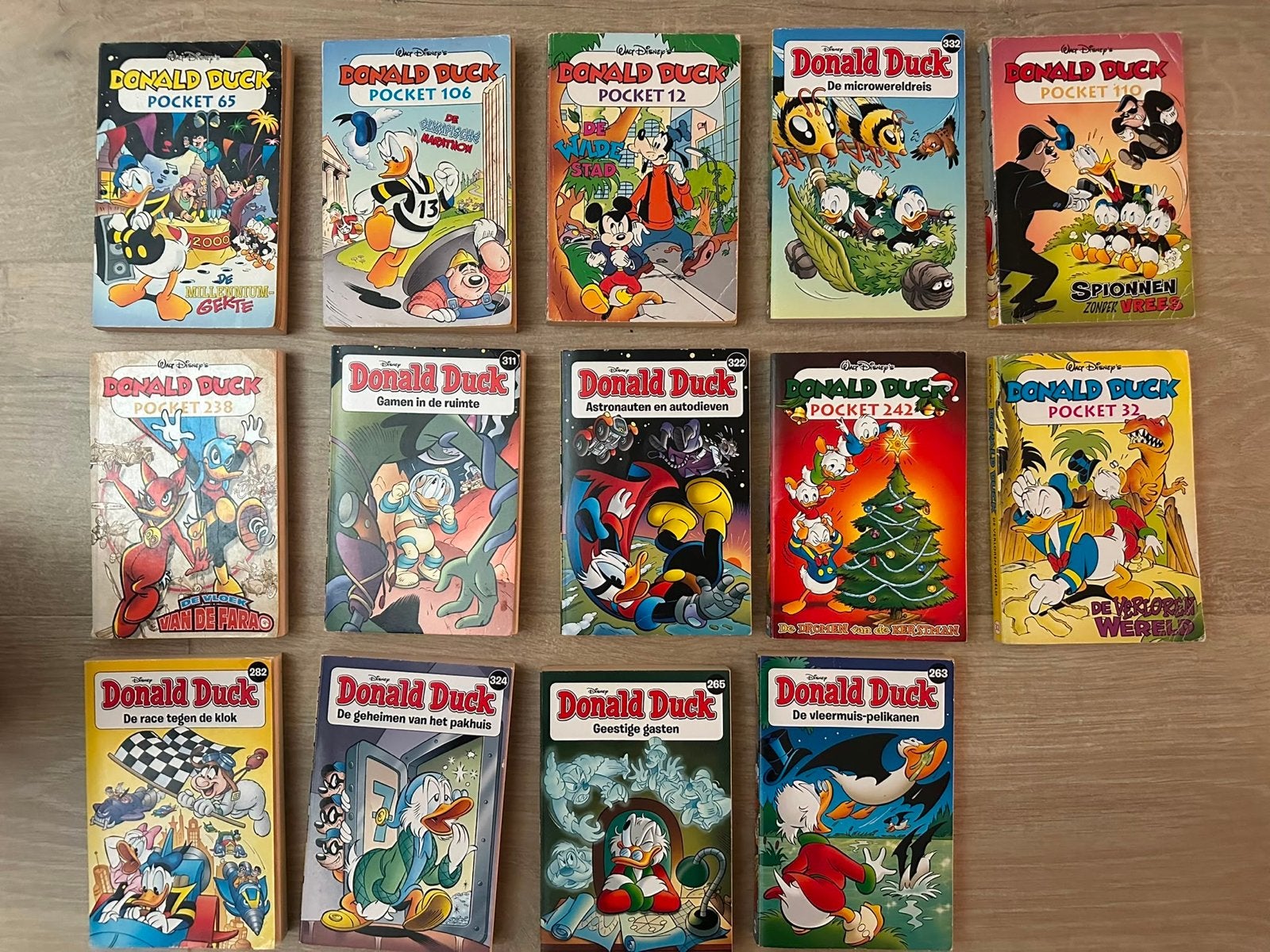 Diverse Donald Duck strips en pockets, Boeken, Meerdere stripboeken, Ophalen of Verzenden, Gelezen