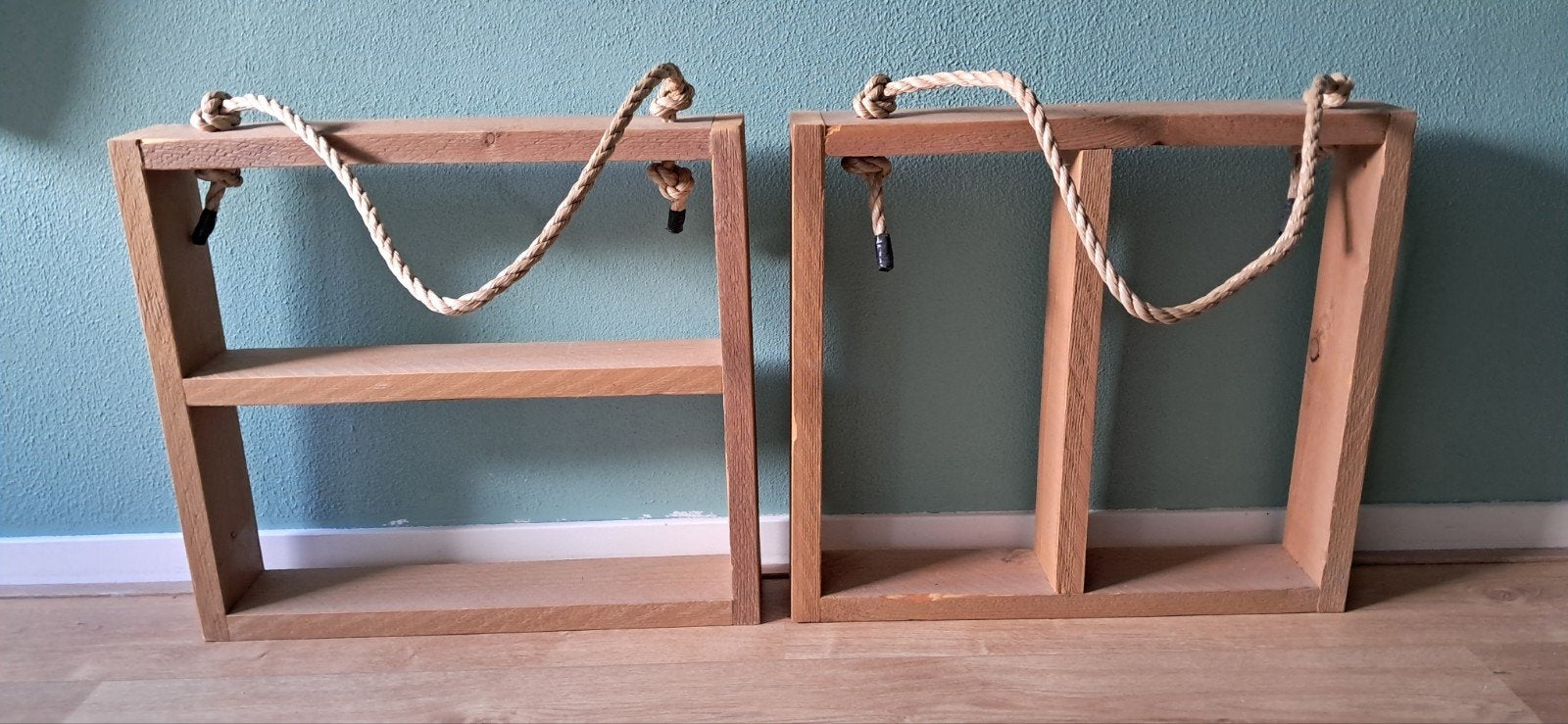 Houten wand vakken/ muur accessoires/ boekenplank, Ophalen, Zo goed als nieuw